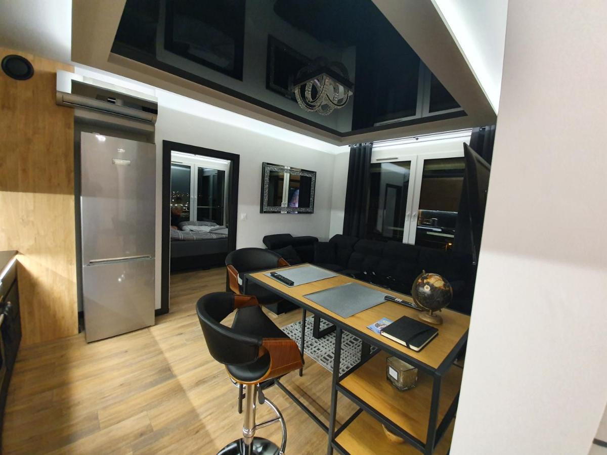Apartament Skarbowa 1 A Silver And Gold Leszno  Exterior foto