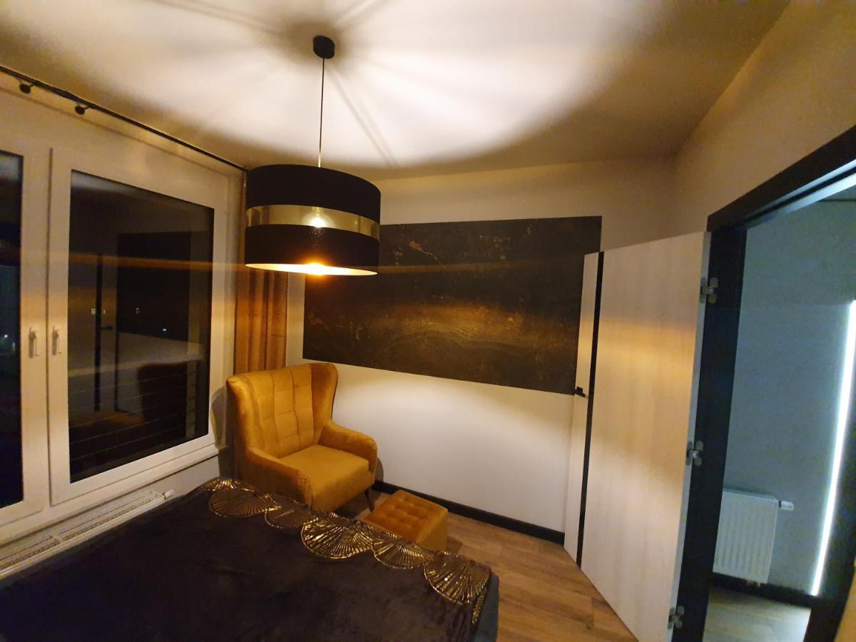Apartament Skarbowa 1 A Silver And Gold Leszno  Exterior foto